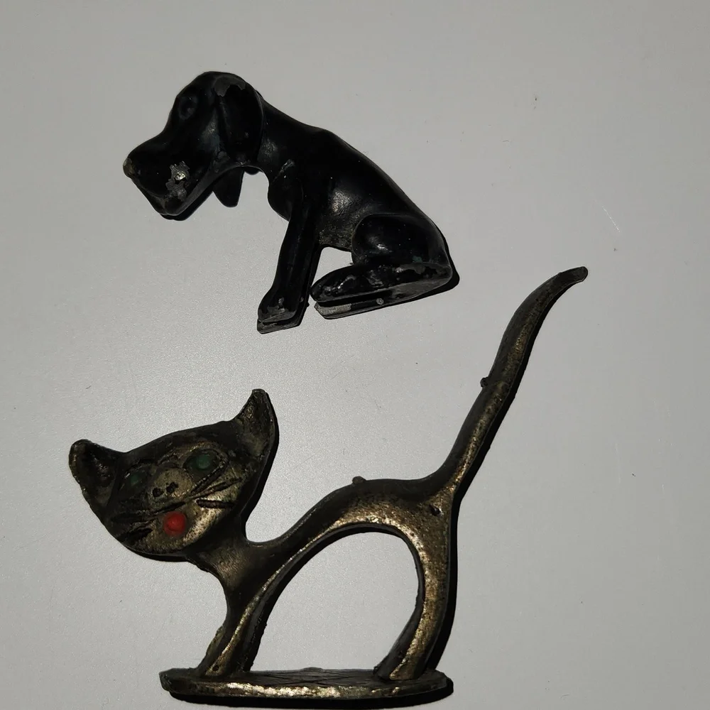 Vintage Patina Metal Dog Figurine & Cat Ring Holder Accent Decor Collectible